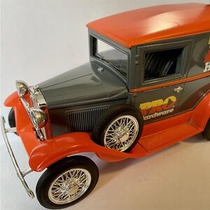 1931 Ford MODEL A Panel Delivery Truck 1:25 SCALE BANK PRO HARDWARE Orange 1995